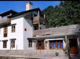 Casa Fernanda Viavélez, hotel v destinaci El Franco