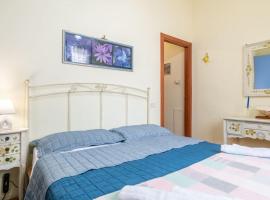 Coastal Heaven, Spacious apartment near the beach, ξενοδοχείο σε Marina di Pisa