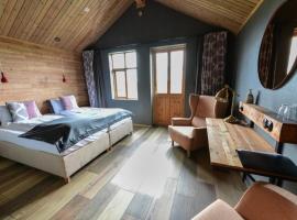 Fjalladýrð Hotel, хотел в Modrudalur