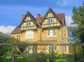 Lovely 3 bed condo, hotel a Reigate