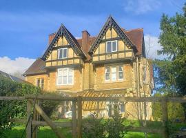 Lovely 3 bed condo, căn hộ chung cư cao cấp ở Reigate