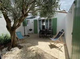 Charming house with garden in the heart of Saint Martin
