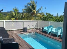 Le domaine de Périolat，位于勒弗朗索瓦的别墅