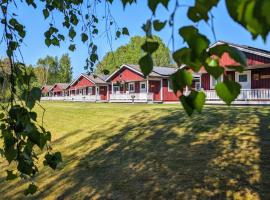 Gammal björn, hotel din Dalskog