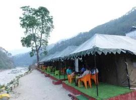 Hill dew camps