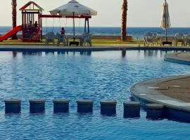شاليه غرفتين 2حمام للايجار مصيف بمطروح قرية لونج ايلند جزيرة روميل