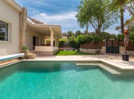 VILLA Henry, ξενοδοχείο στην Πλάγια Ντε Πάλμα