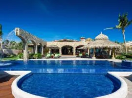Villa Estero with 5 bedrooms in San Jose del Cabo Mexico