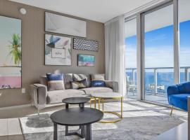 Wake Up To Ocean Views - Stunning 2BDR & 2BA Condo STEPS AWAY FROM THE OCEAN, hotel with hot tubs in Hollywood