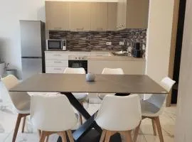Flat 2 Central Apartment in Swieqi