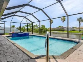 Serene Canal Views, Paddle Board, Bicycles, Heated Pool and Spa - Villa The Great Escape