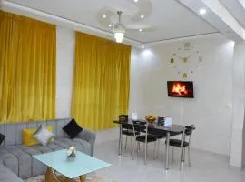 Riad Bollywood- family charm