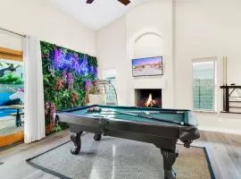 KING Bed Firepit Pool Table Pool Pet Friendly