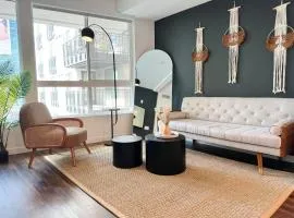 Spacious Hollywood Home Sunset View-Free Parking 10mins to Universal Studios