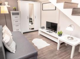 Bakáts Square Premium Apartment with AC, rezort v Budapešti