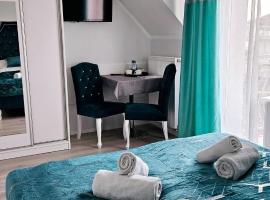 Solar Bed & Breakfast, hotell i Karwia