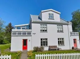 Spacious Apartment -Top Location