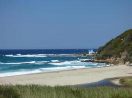 The Mesaktis River Rooms, &mu;έ&rho;&omicron;&sigmaf; &gamma;&iota;&alpha; &nu;&alpha; &mu;&epsilon;ί&nu;&epsilon;&tau;&epsilon; &sigma;&tau;&omicron; &Gamma;&iota;&alpha;&lambda;&iota;&sigma;&kappa;ά&rho;&iota;