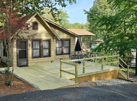 #06 - Lakeview Two Bedroom Cottage-Pet Friendly, παραλιακή κατοικία σε Hot Springs