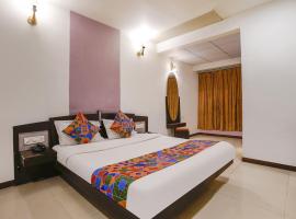 FabHotel Prime Riddhi Siddhi – hotel w mieście Gorwa