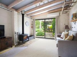 Little Haven Leura Cottage with Spa Bath and BBQ, spa hotel in Leura