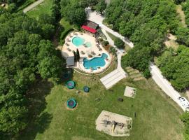 la Truffière Saint Cirq Lapopie, hotel v destinaci Saint-Cirq-Lapopie