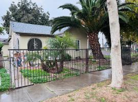 House Downtown OC Santa Ana, vandrehjem i Santa Ana