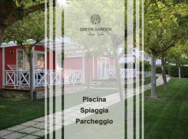 Green Garden Village, hotell i Sirolo