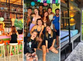 Wonderland Jungle Hostel, auberge de jeunesse à Koh Tao