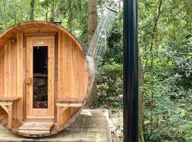 Awesome Home In Rheezerveen With Sauna, five-star hotel in Rheezerveen