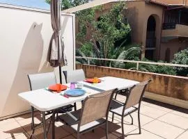 Apt 4-6pers-piscine-parc arboré
