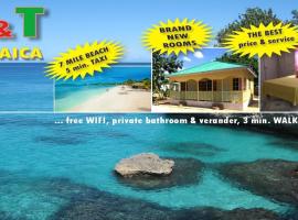 T&T - Tatty and Tony Guesthouse, feriebolig i Negril