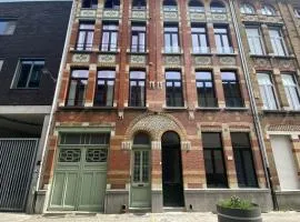Charming mansion in vibrant Antwerp