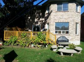 Maria's Homestay, hotel near Museum of Contemporary Canadian Art, Thornhill
