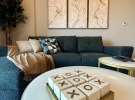 Yas Sea Views 1bhk Ferrari World & F1 Gym