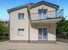2 Bedroom Cozy Apartment In Rukavac