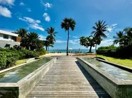 Luxury Beachfront Apt - Perfect for Beach Lovers