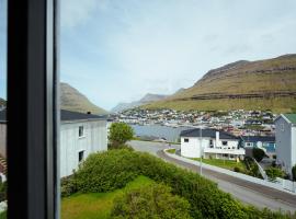 Cozy Family Home in Klaksvík, casa vacacional en Klaksvík