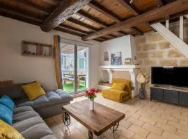 Maison familiale à 2 min à pied de l'Institut A Armand Calme Jeux babyfoot Jacuzzi Proche Mer