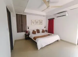 Kailash Colony Metro View Premium Rooms