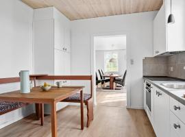 Amazing Home In Nordborg With Kitchen, hotel en Nordborg