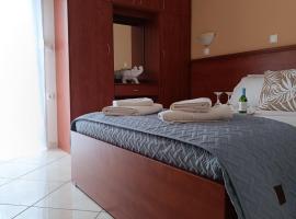 Prince Apartments、Volissosのホテル