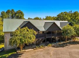 Poplar Point Condo Unit 12A by Eden Crest, hotel di Pigeon Forge