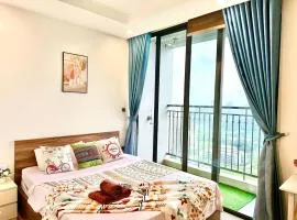 Luxurious Getaway Studio Apt At Vinhomes Green Bay Near Marriott and Grand Plaza