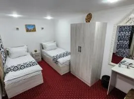 Guest House Rayhona