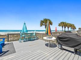 Premier Townhomes by Panhandle Getaways, holiday home in Panama City Beach