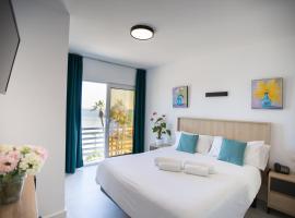 Hotel Mediterráneo, hotell i Estepona