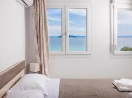 Seabreeze Serenity Marmaras