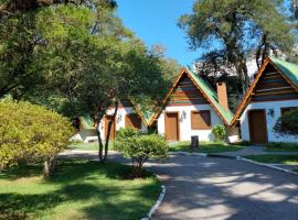Villa Chalés Gramado - OH HOTÉIS, chata v destinaci Gramado