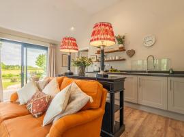 Elegant luxurious cottage - The Dove House, hytte i Ipswich